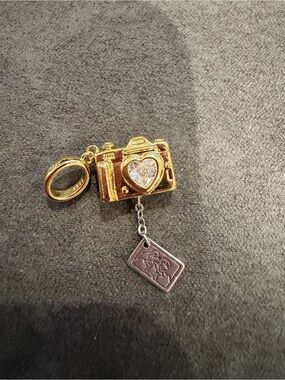 Pandora Gold Camera Charm with Heart Crystal